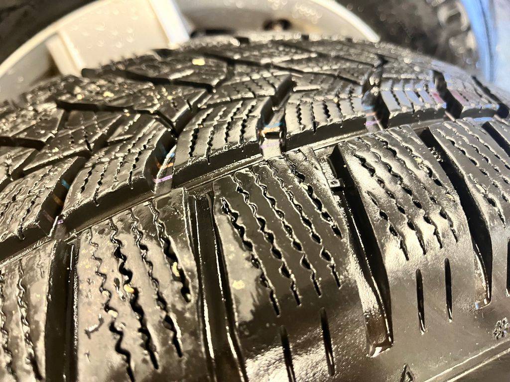 Volkswagen Tiguan 17 ORIG.ALU.VČ-ZIMNÍ235/65/17