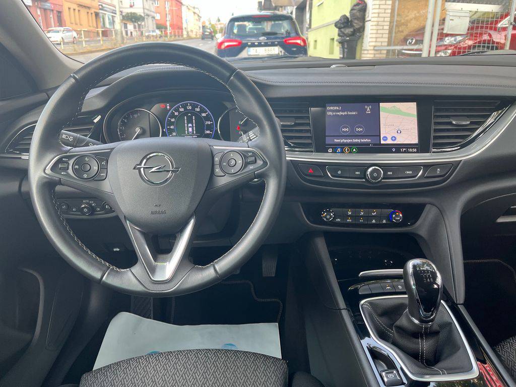 Opel Insignia 2.0CDTi-125KW/2019/1M,MAN6,ZÁR