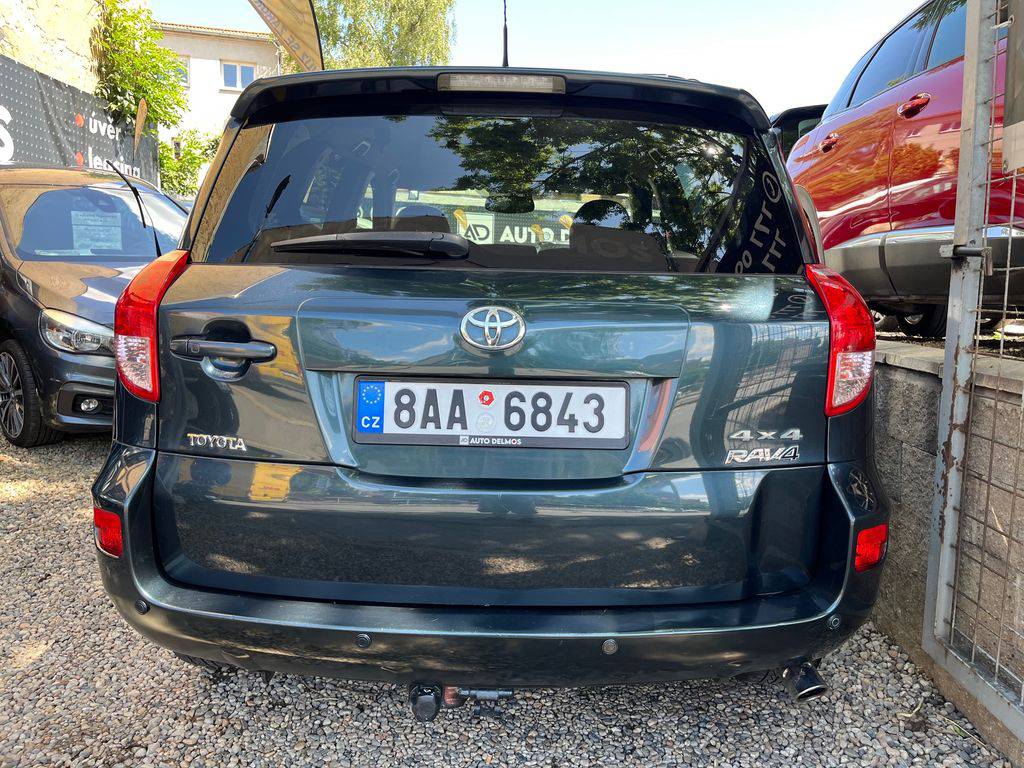 Toyota  2.2D-130kW/4x4/2006/2MAJ,MAN6,