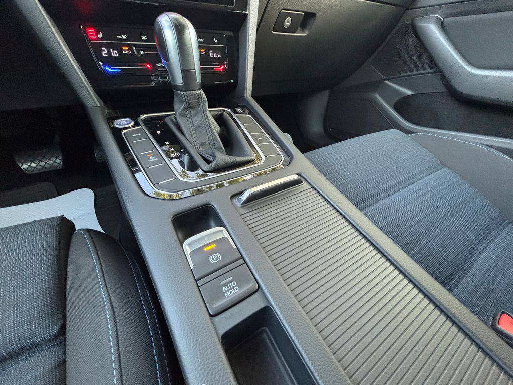 Volkswagen Passat 1.4TSI-GTE2021/PLUG-IN-HYBRID