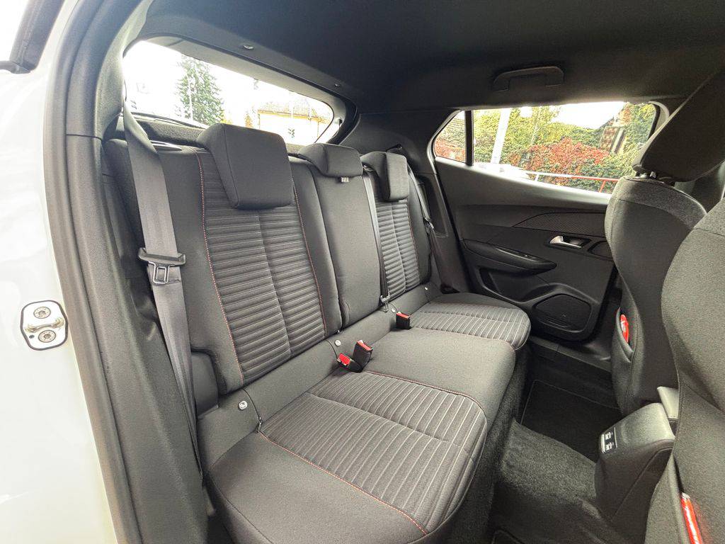 Peugeot 2008 eACTIVE+/2023/50KWH 18S 2P6S-1