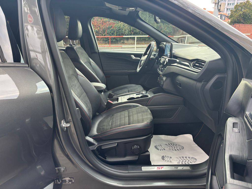 Ford Kuga 2.5PHEV/2023/ST-Line X-1MAJ