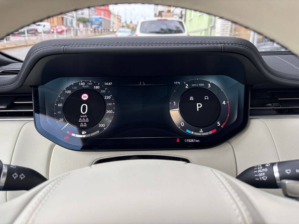 Land Rover Range Rover D350/2025/LONG,CZ-ZÁRUKA 5.LET