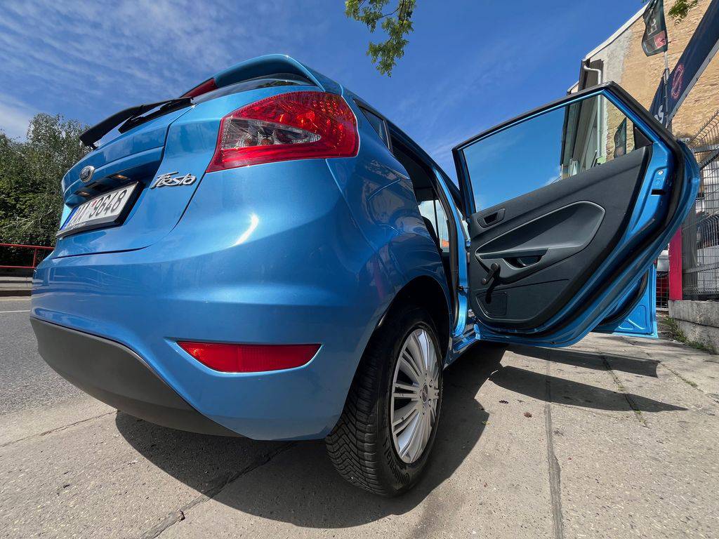 Ford Fiesta 1.25i 44KW/2011/1MAJ,ČR-S.KNIH