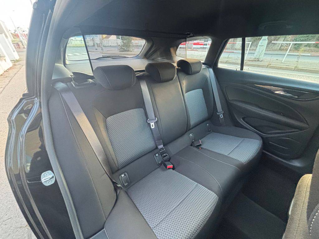 Opel Insignia 2.0CDTi/2023/1MAJ,AT8,SPORT-ZÁ