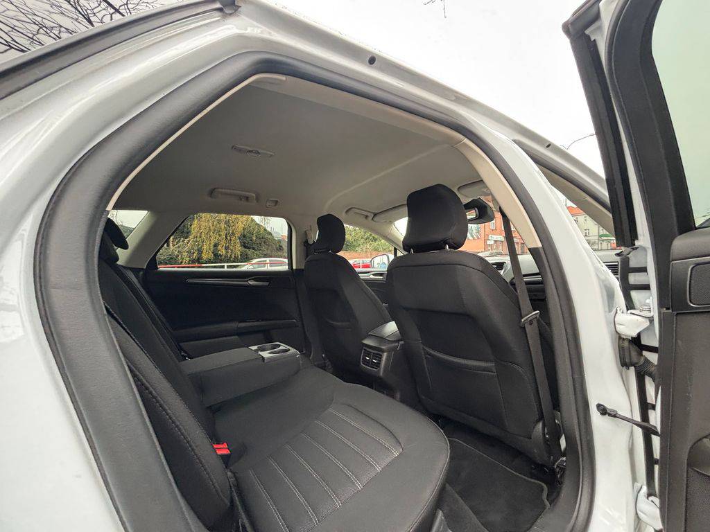 Ford Mondeo 2.0EB/2023/AT-8 TITAN-1M-ZÁRUK