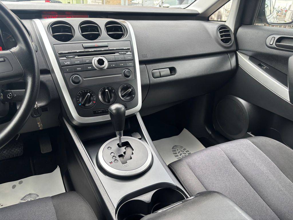 Mazda CX-7 2.3DISI-AT,1MAJ-4X2-S.KNIHA