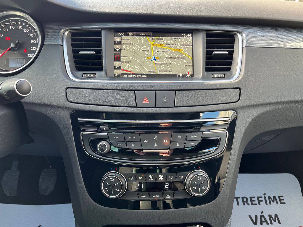 Peugeot 508 2.0HDI-110KW/2017/MAN6-ALLURE-