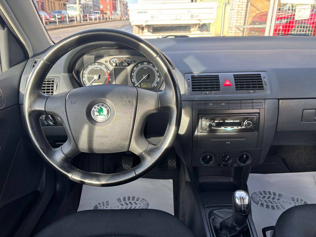 Škoda Fabia 1.2HTP/2006/1MAJ.ČR.S.KNIHA