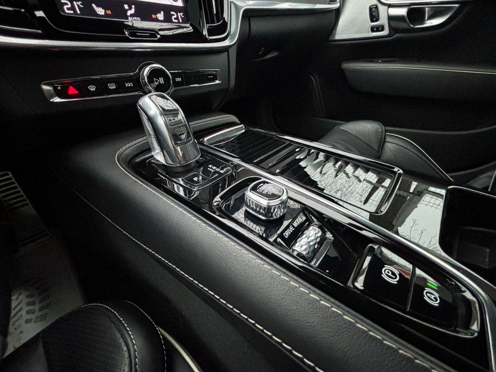 Volvo S90 T8 AWD RECHARGE INSCRIPTION R-