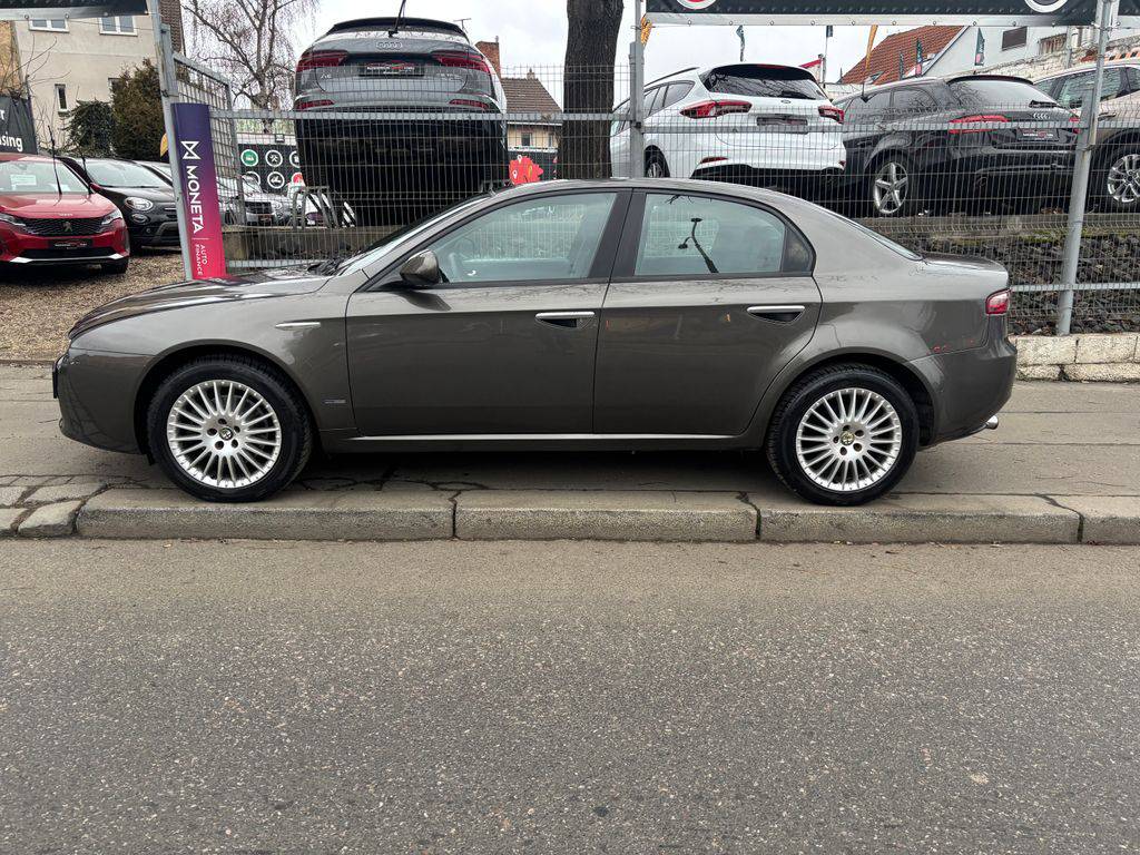 Alfa Romeo 159 1.9JTS 16V-Distinctive.MANUAL