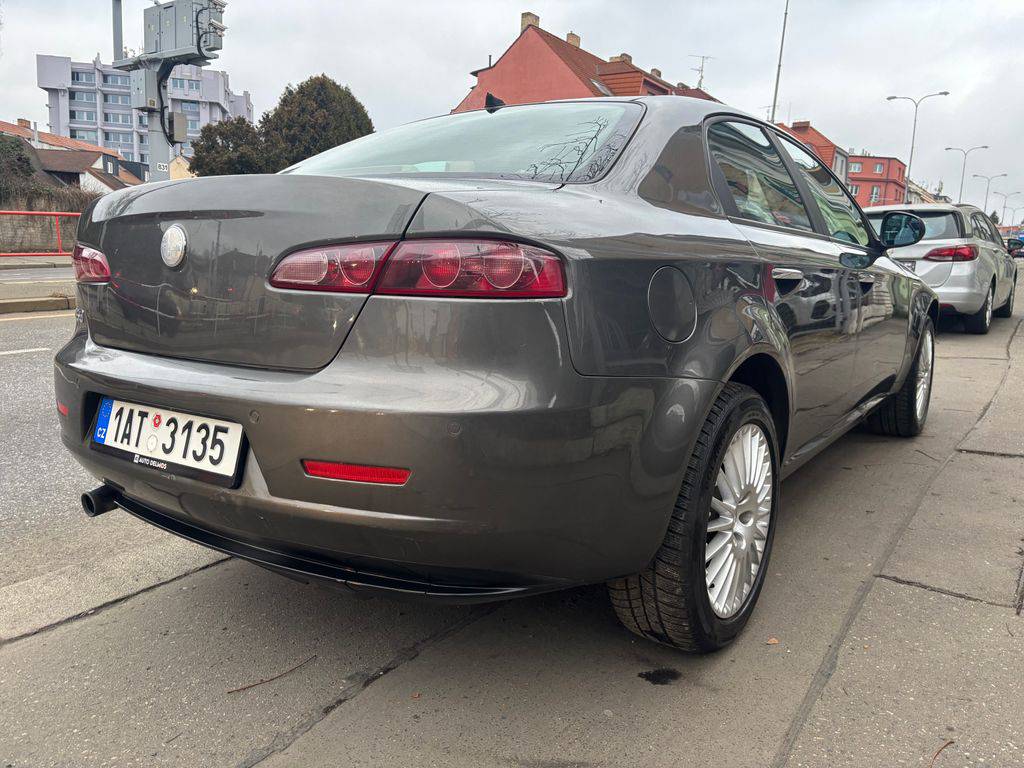 Alfa Romeo 159 1.9JTS 16V-Distinctive.MANUAL