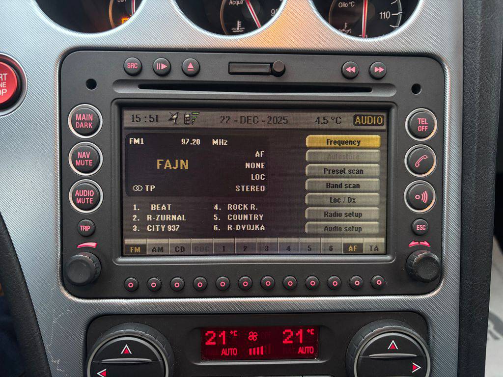 Alfa Romeo 159 1.9JTS 16V-Distinctive.MANUAL