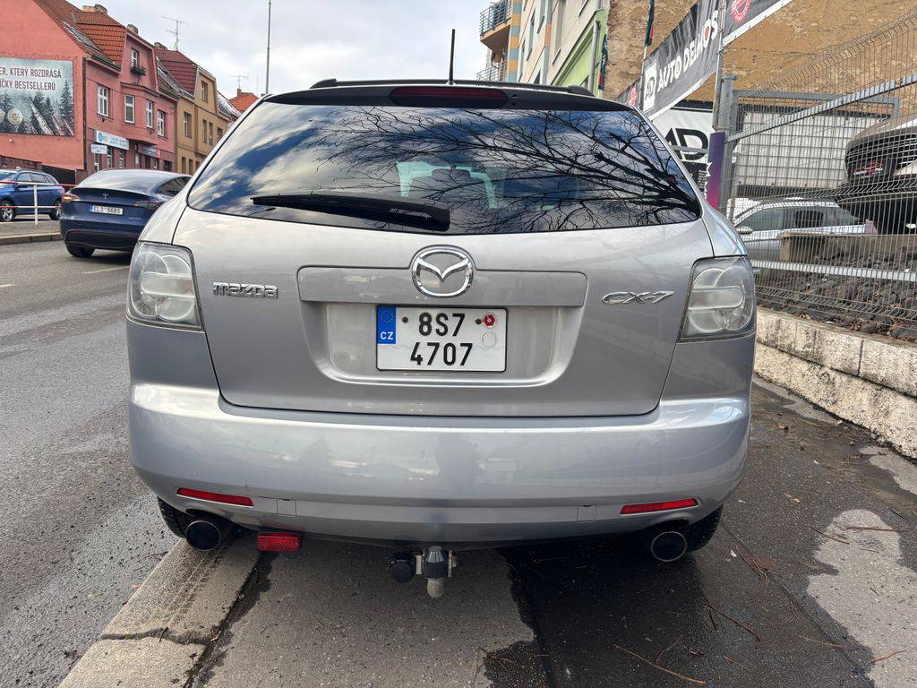 Mazda CX-7 2.3DISI-AT,1MAJ-4X2-S.KNIHA