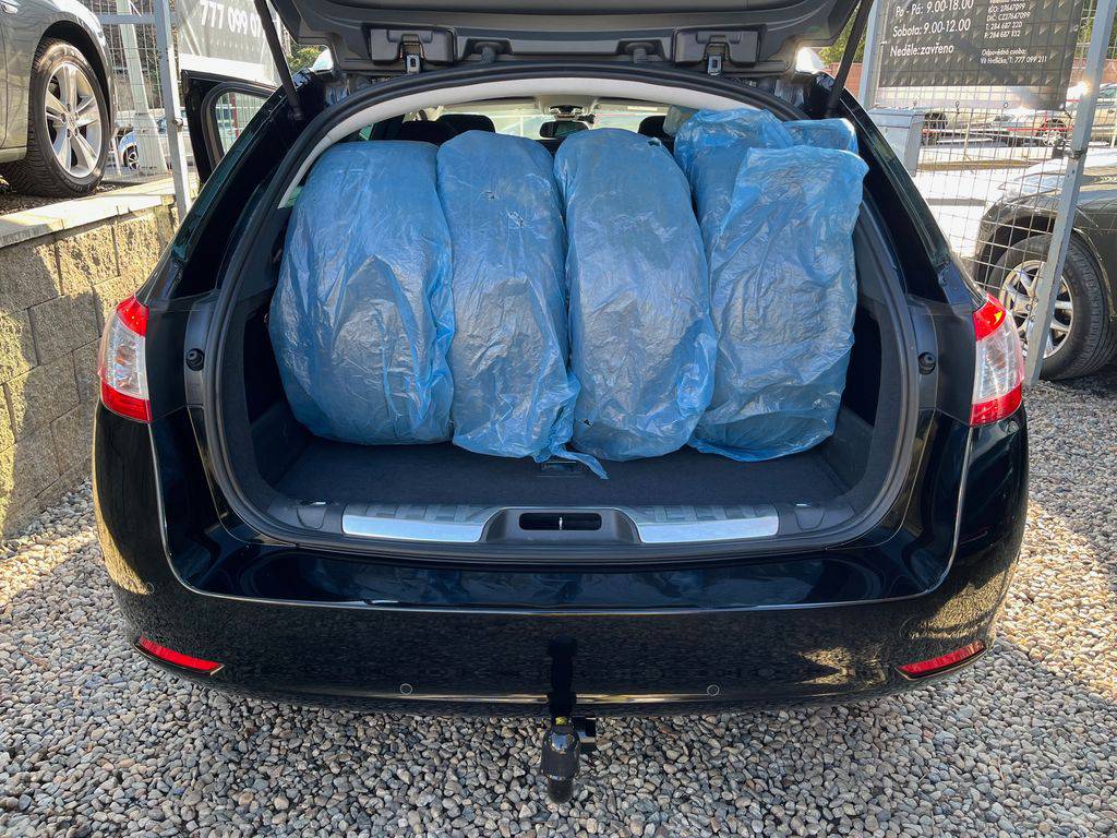 Peugeot 508 2.0HDI-110KW/2017/MAN6-ALLURE-