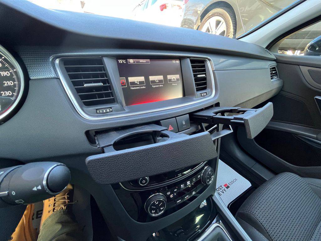 Peugeot 508 2.0HDI-110KW/2017/MAN6-ALLURE-