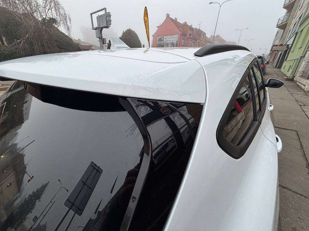 Ford Focus 1.5EB/2023/1MAJ,COOL-ZÁRUKA24