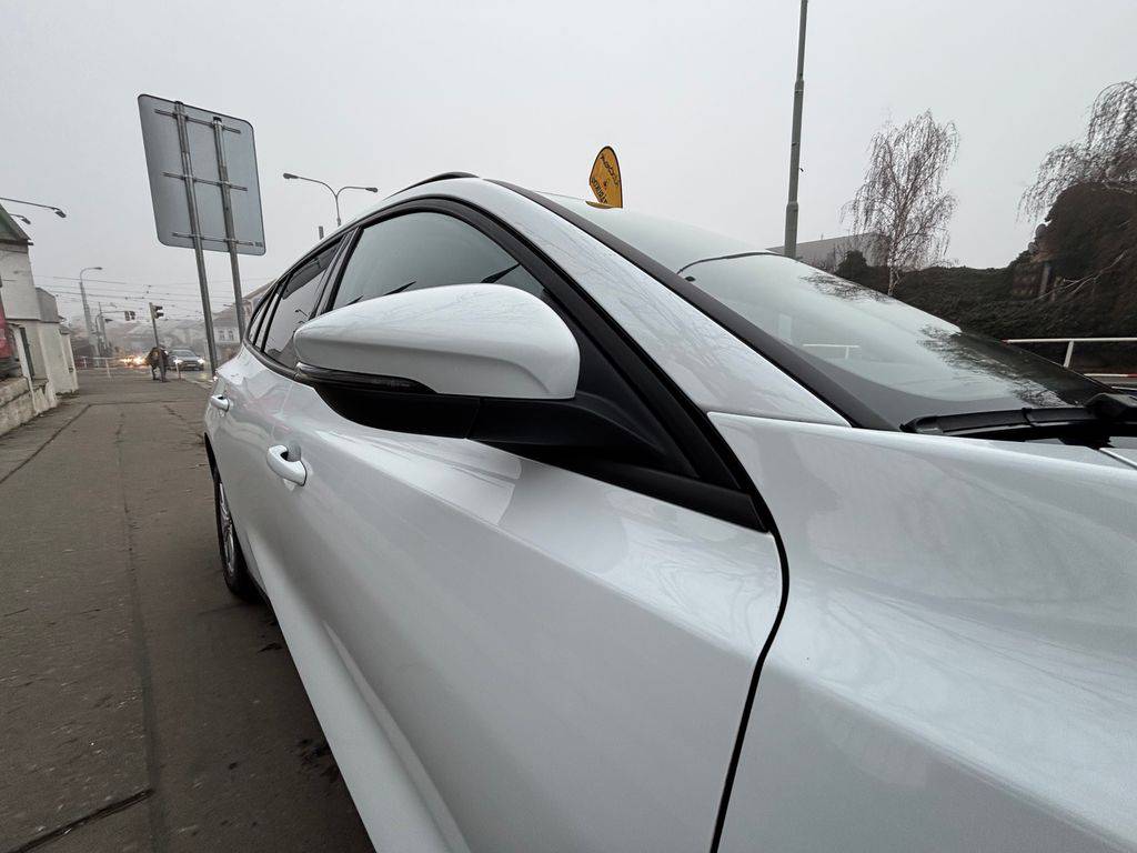 Ford Focus 1.5EB/2023/1MAJ,COOL-ZÁRUKA24