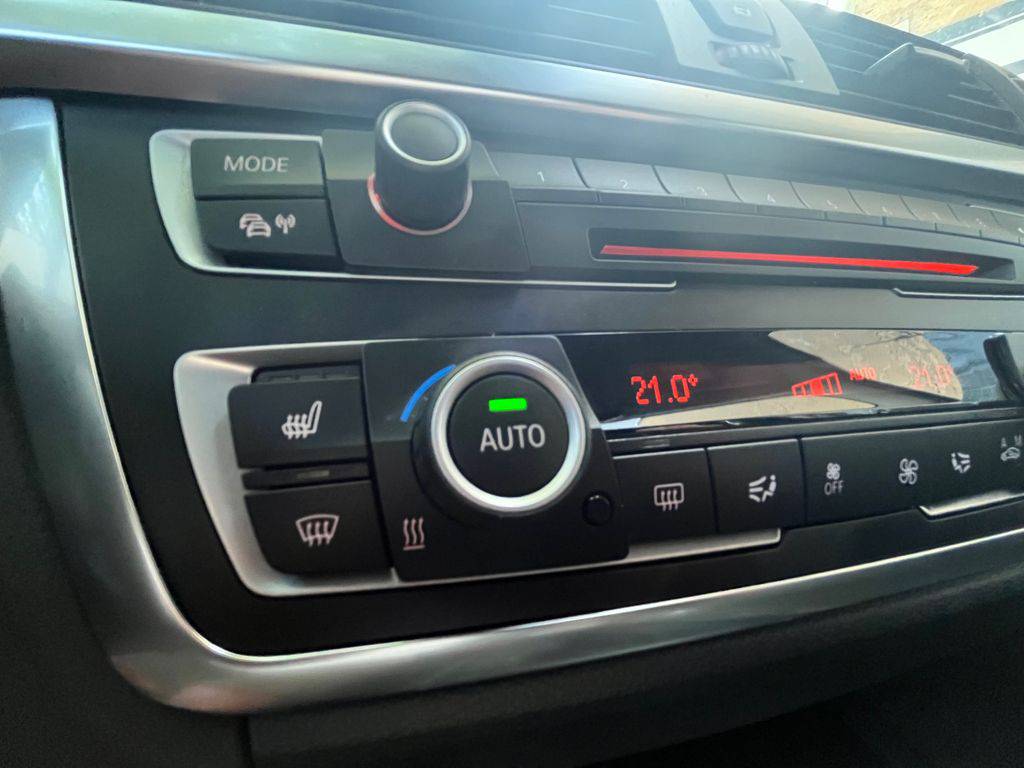 BMW 318 318d F31/2014/MAN6,1MAJ-ZÁRUKA