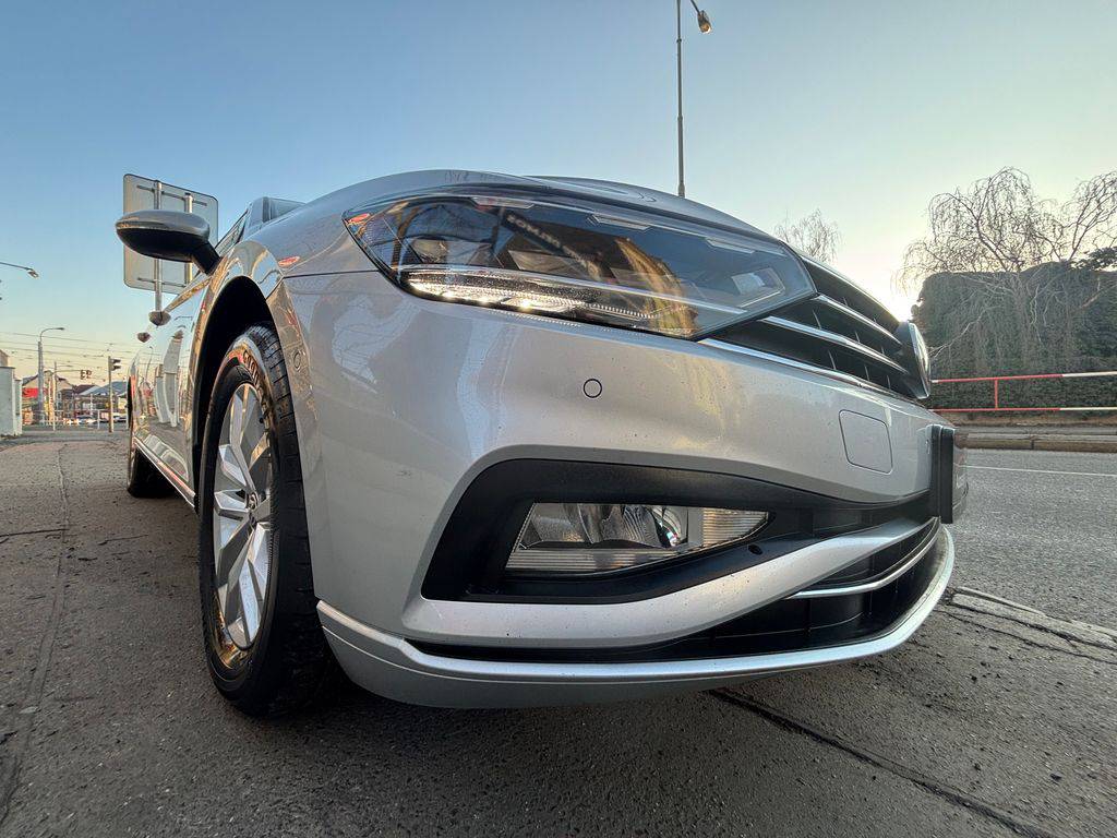 Volkswagen Passat 2.0TDI/2021/1MAJ,MAN6,NAVI-ZÁR