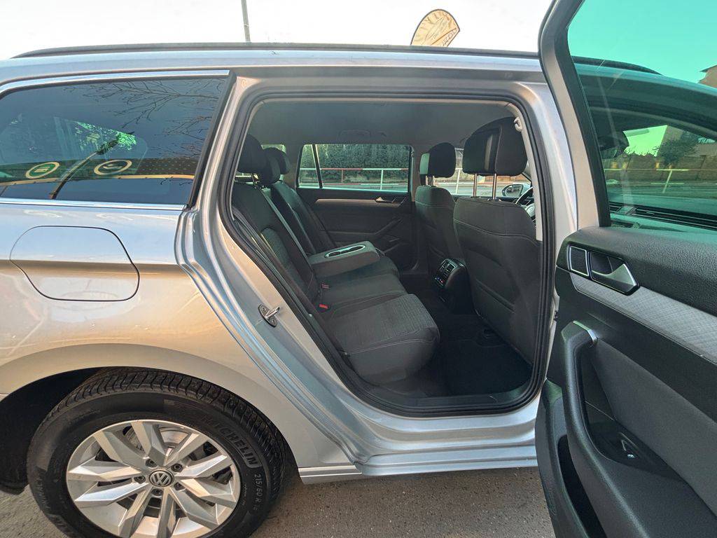 Volkswagen Passat 2.0TDI/2021/1MAJ,MAN6,NAVI-ZÁR