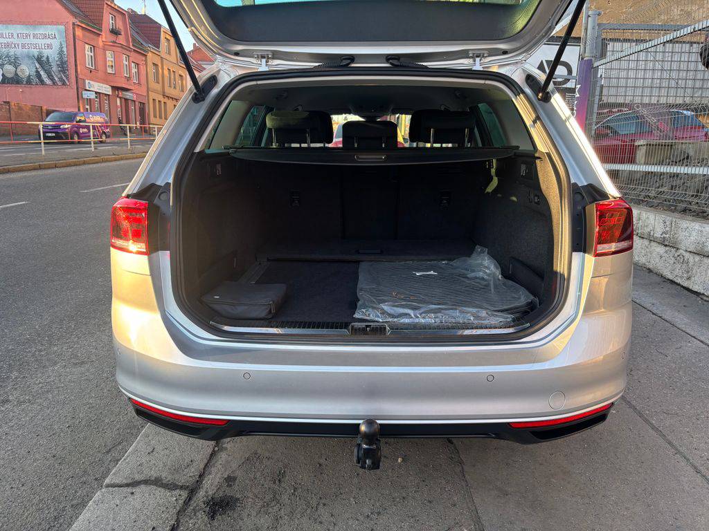 Volkswagen Passat 2.0TDI/2021/1MAJ,MAN6,NAVI-ZÁR