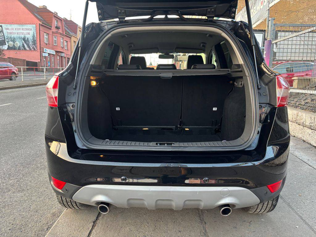 Ford Kuga 2.5T/2013/AT-4X4-TITANIUM