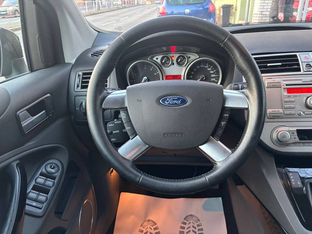 Ford Kuga 2.5T/2013/AT-4X4-TITANIUM