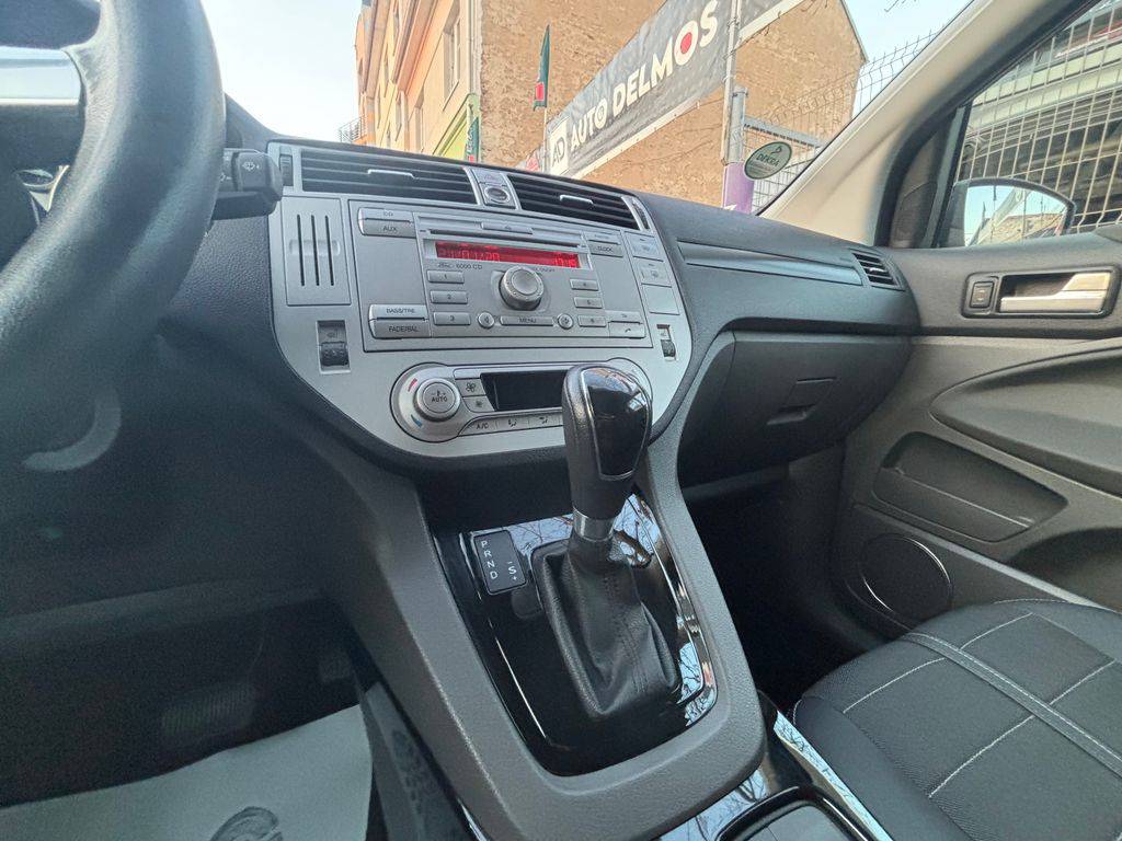 Ford Kuga 2.5T/2013/AT-4X4-TITANIUM