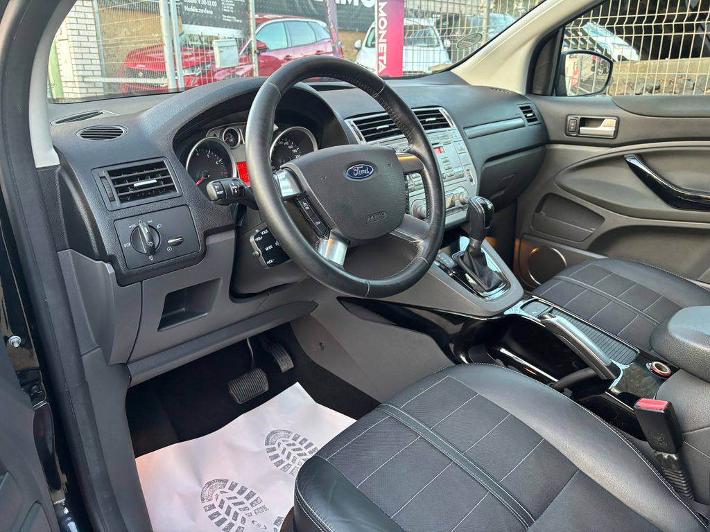 Ford Kuga 2.5T/2013/AT-4X4-TITANIUM