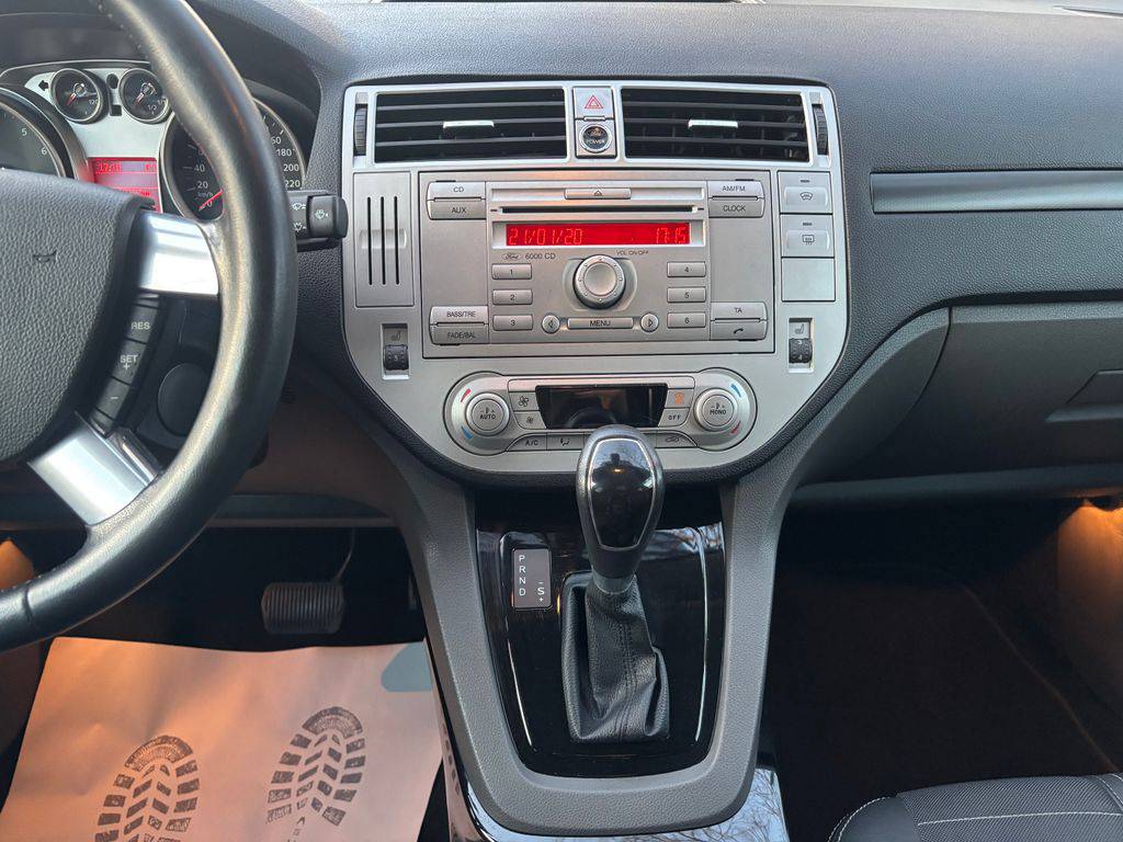 Ford Kuga 2.5T/2013/AT-4X4-TITANIUM