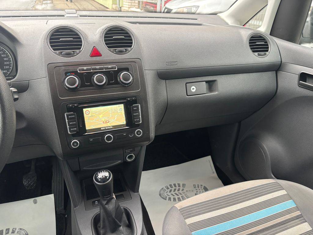 Volkswagen Caddy 1.6TDI/2013/5MÍST-MAXI-DPH-1MA