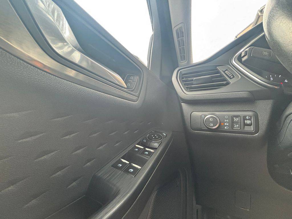 Ford Kuga 2.0EB-140KW/2021/TITAN-4x4-ZÁR