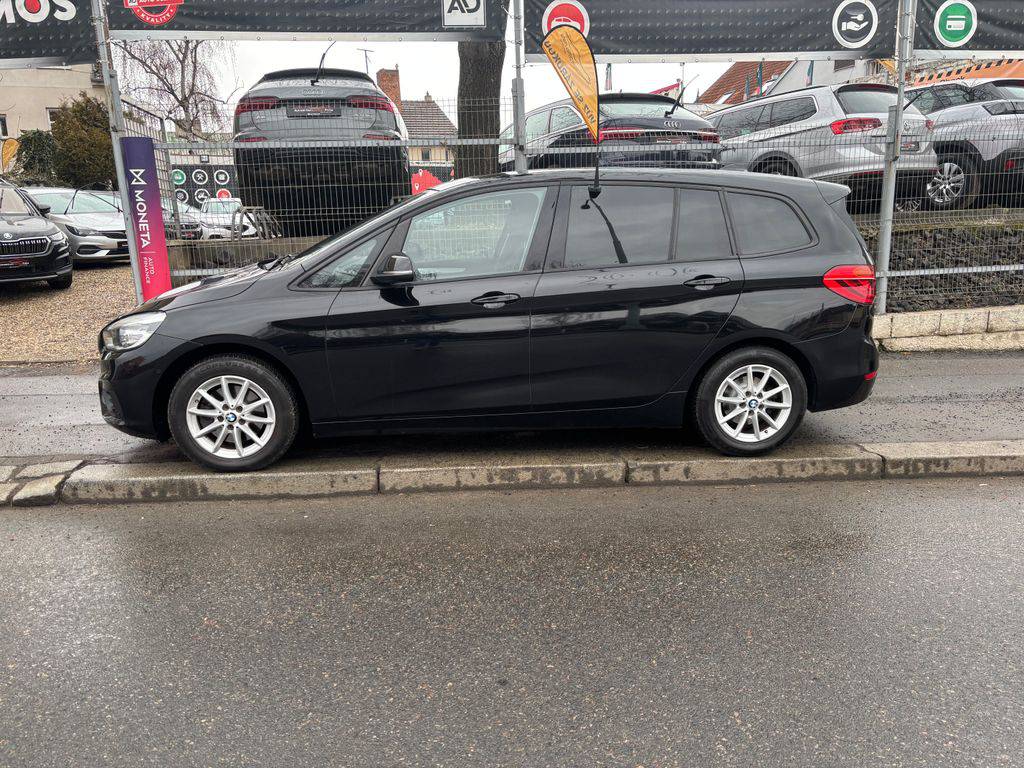 BMW 218 218d/2017/1MAJ-SPORT PACKET,ZÁ
