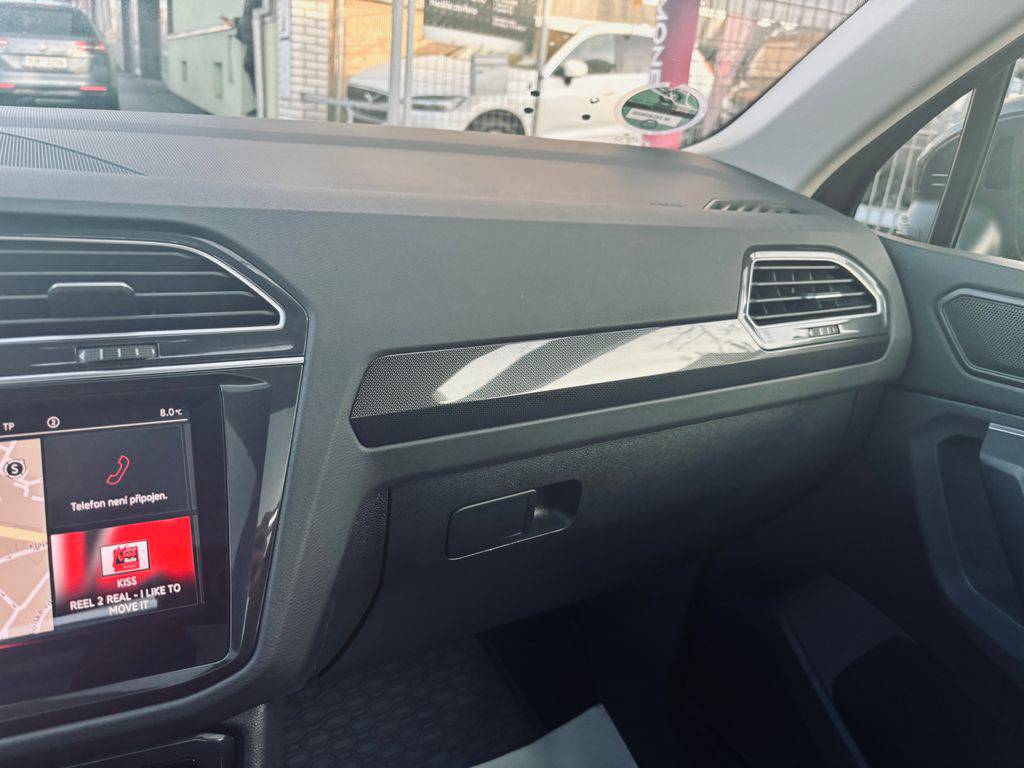 Volkswagen Tiguan PHEV/2023/PREMIUM-1M-ZÁRUKA24