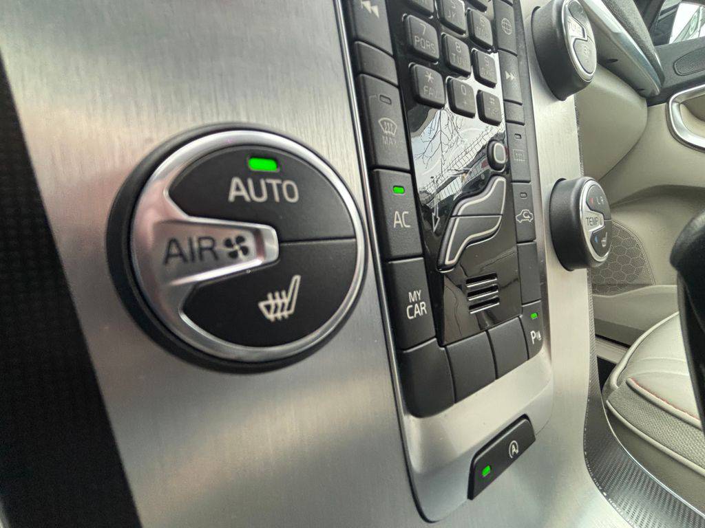 Volvo V40 D2/2016/AT-OCEAN RACE-ZÁRUKA24