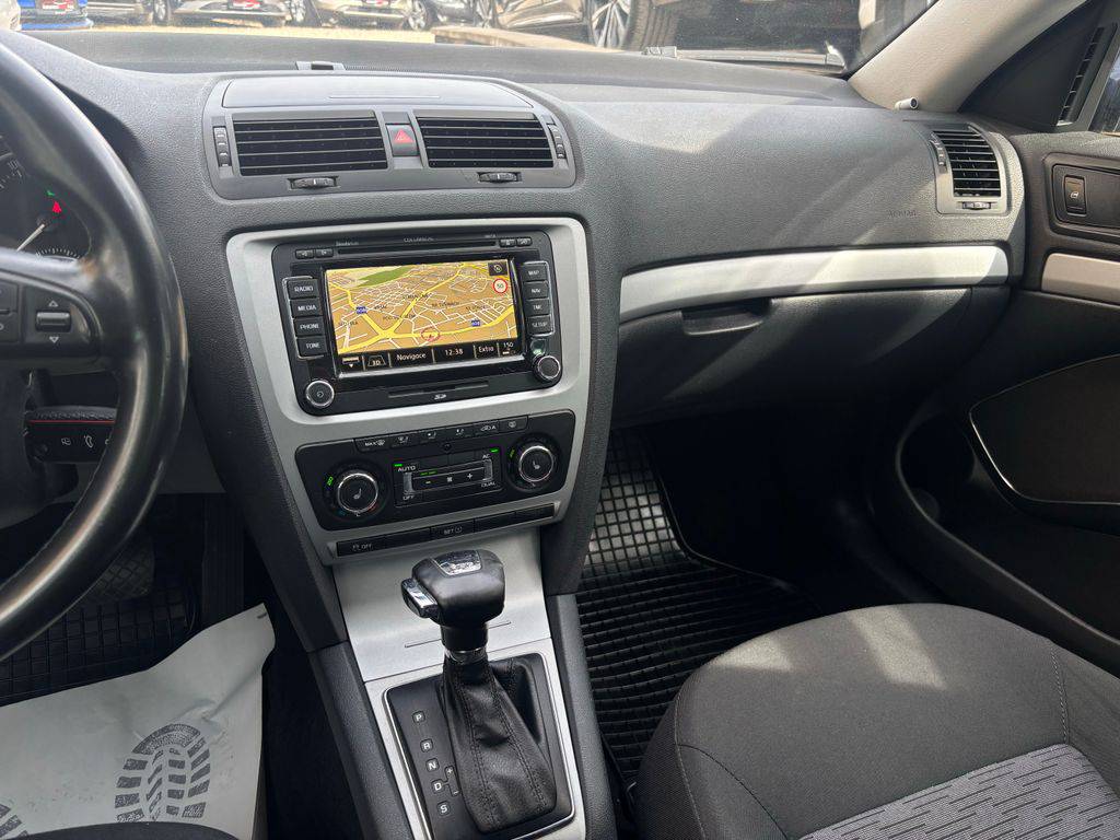 Škoda Octavia 2.0TDi/2013/CZ-AT-ELEGANCE-TAŽ