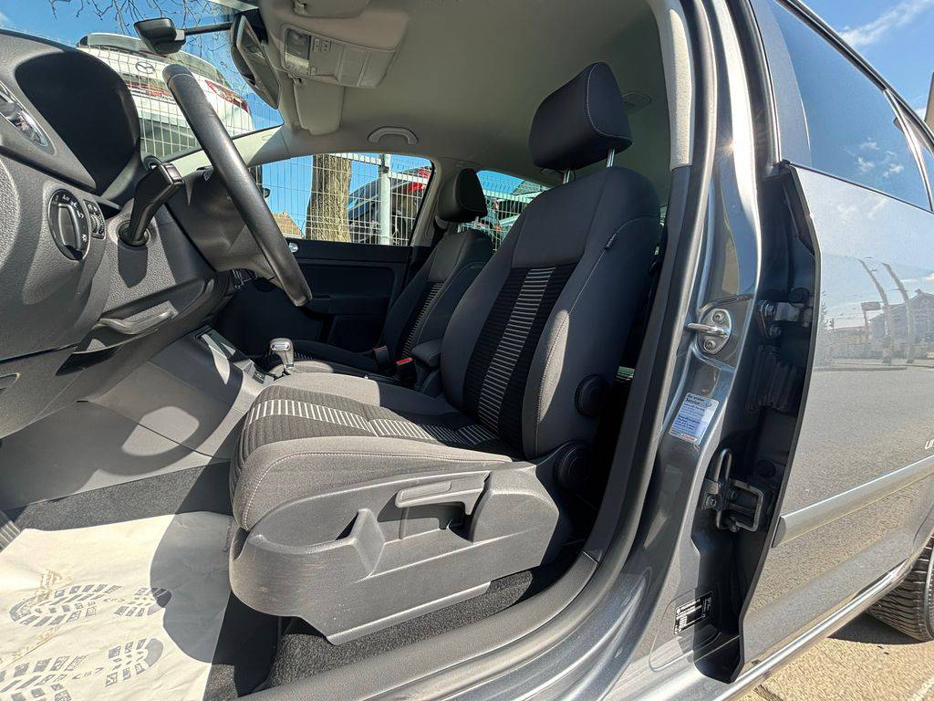 Volkswagen Golf Plus 1.4TSi/2009/DSG-2MAJ-S.KNIHA