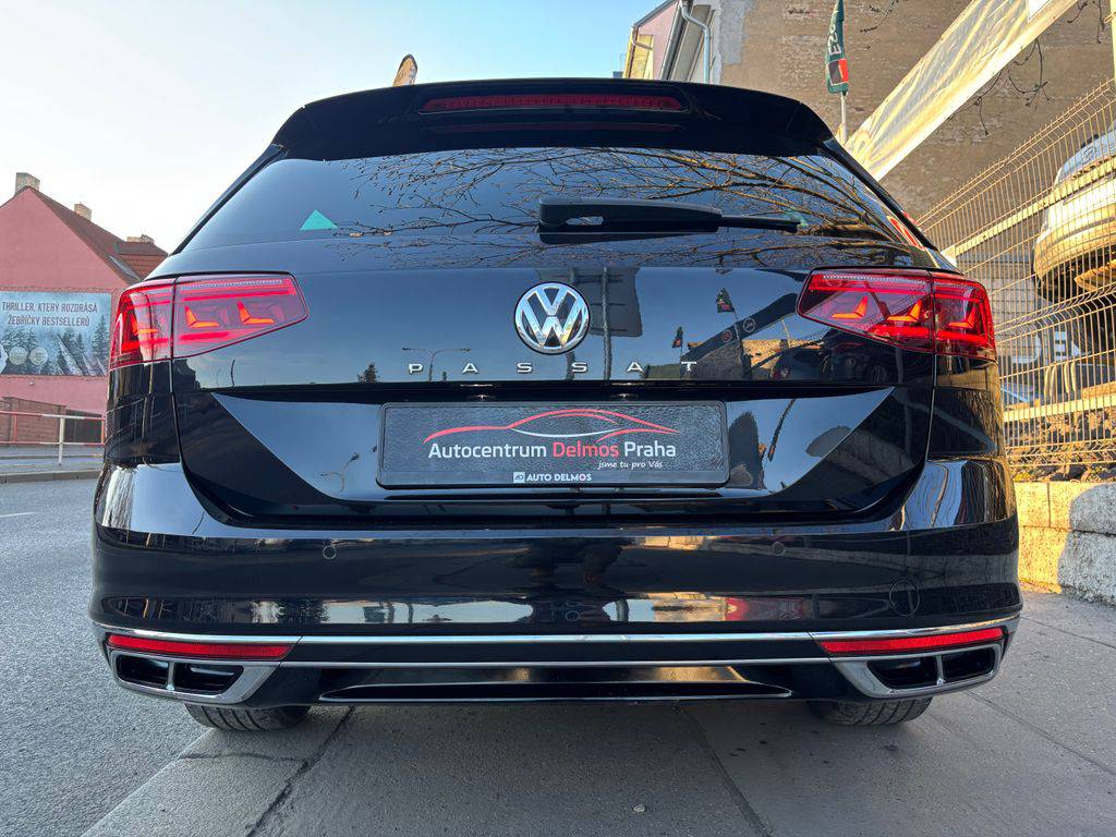 Volkswagen Passat 2.0TDi/2021/R-LINE,1MAJ,DPH-ZÁ