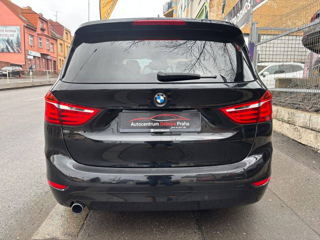 BMW 218 218d/2017/1MAJ-SPORT PACKET,ZÁ