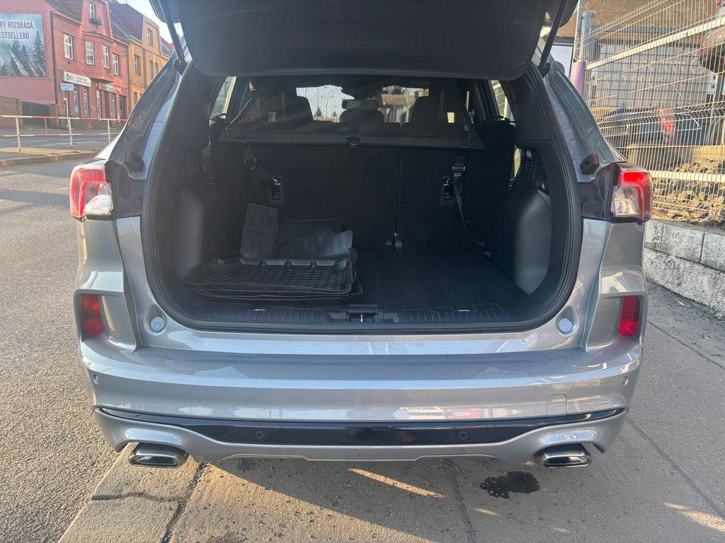 Ford Kuga 1.5EB/2023/ST-LINE,1MAJ-ZÁRUKA