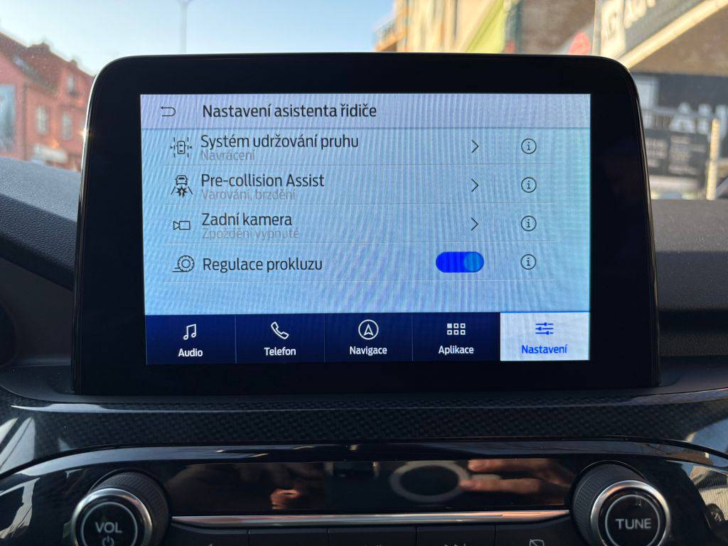 Ford Kuga 1.5EB/2023/ST-LINE,1MAJ-ZÁRUKA