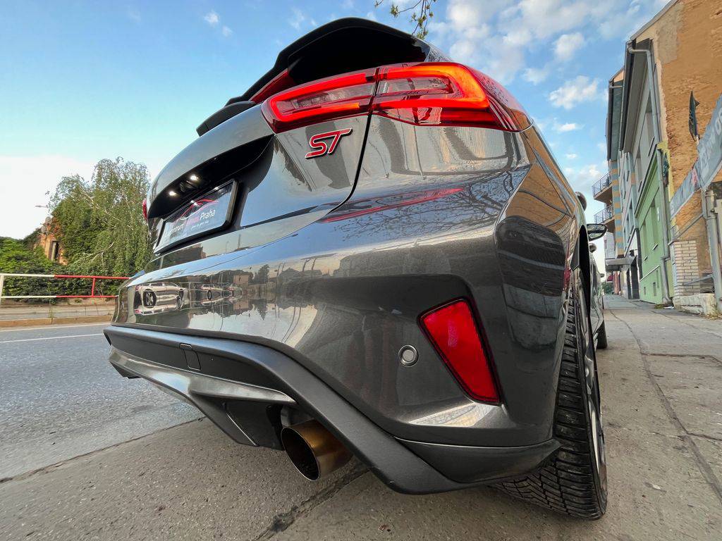 Ford Focus 2.3 ST/2024/Performance,AT,1MA