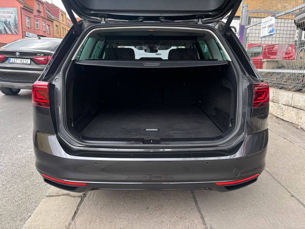 Volkswagen Passat 1.5TSI/2022/1MAJ,WEBASTO-ZÁRUK