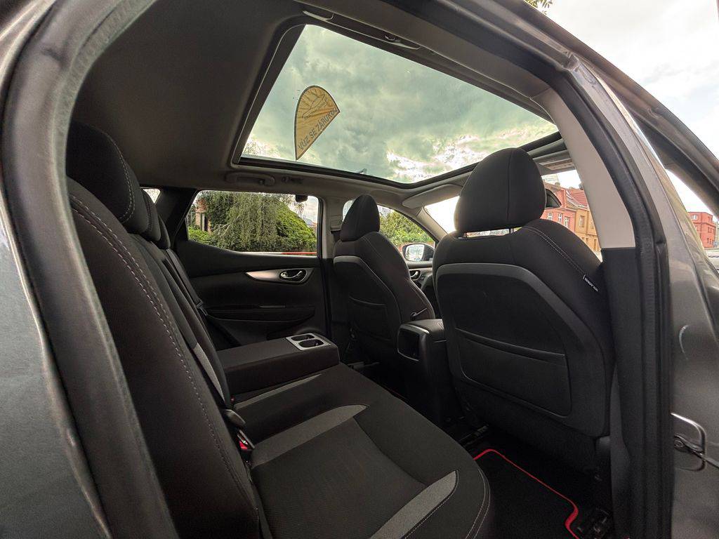 Nissan Qashqai 1.6DIG-T/2018/N-CON/1M/CZ-ZÁR 
