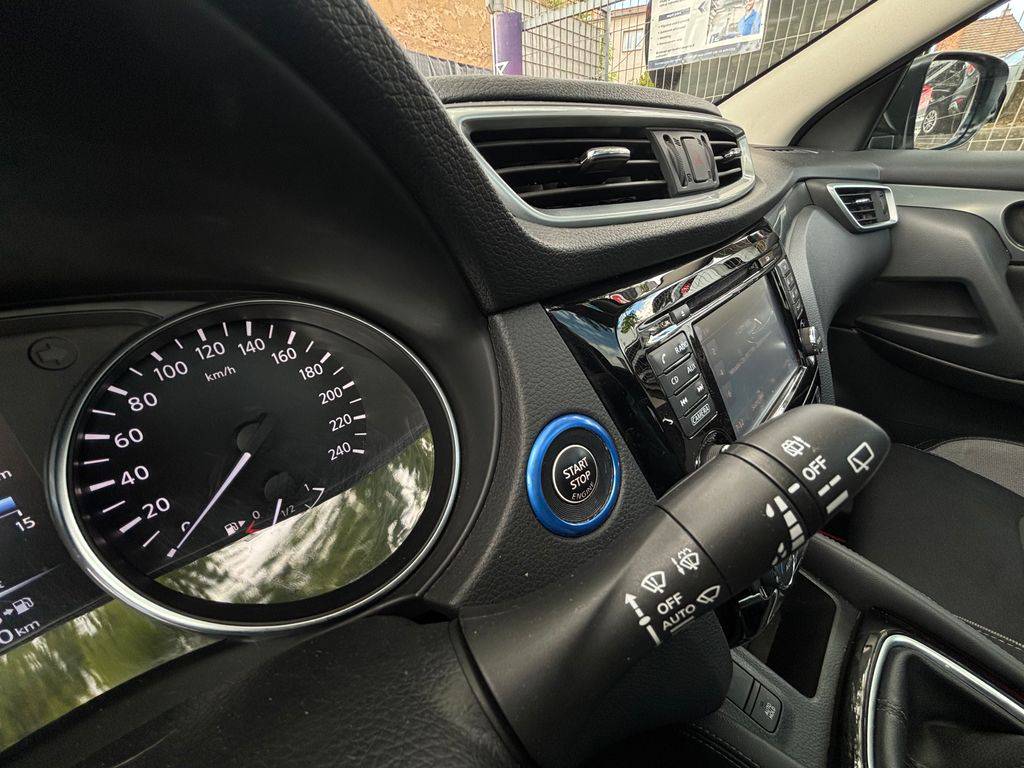 Nissan Qashqai 1.6DIG-T/2018/N-CON/1M/CZ-ZÁR 