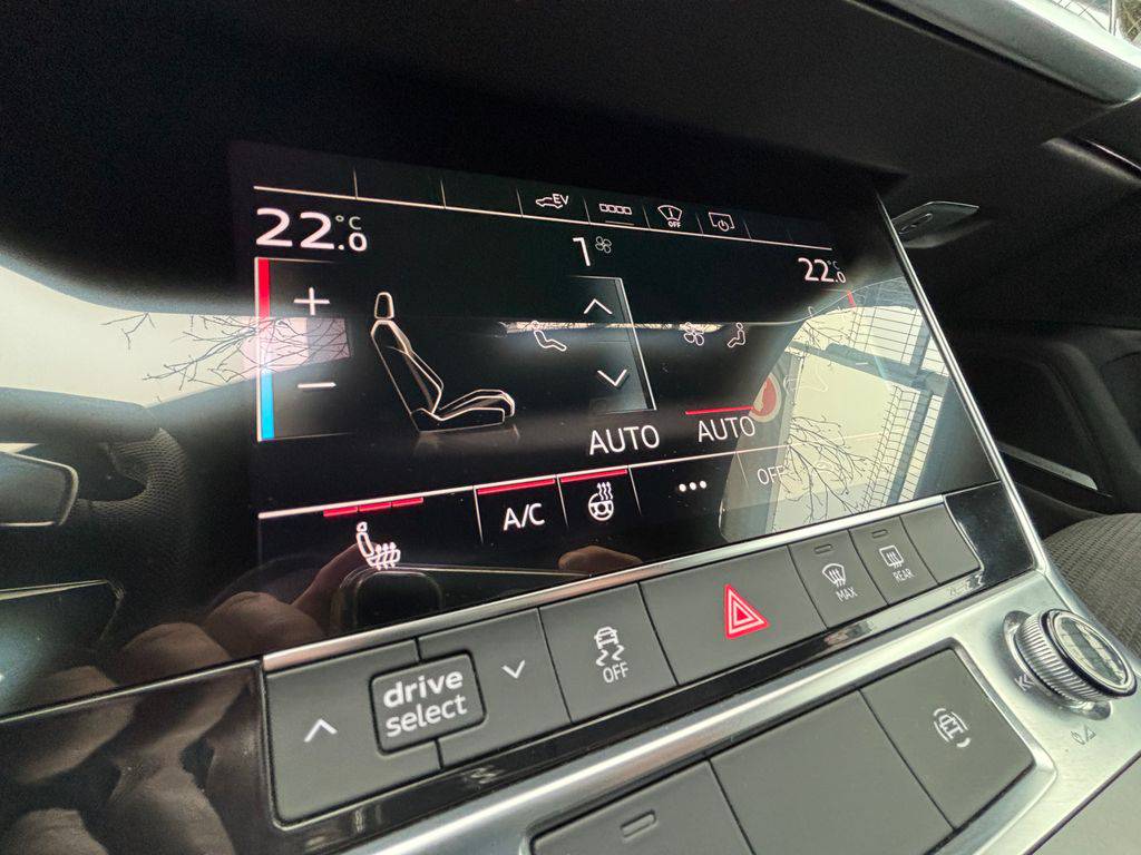 Audi A6 55TFSIe/2021/4X4,S-LINE-270FK6