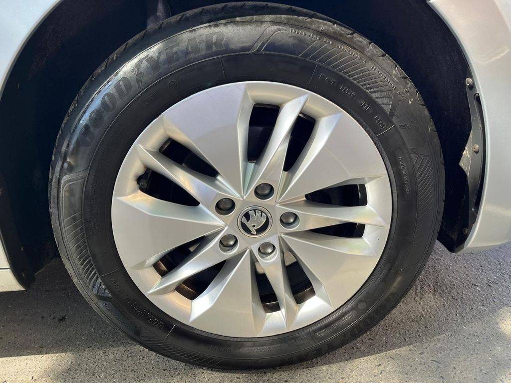Škoda Octavia 2.0TDI-85KW/2022/1M,MAN6-ZÁRUK