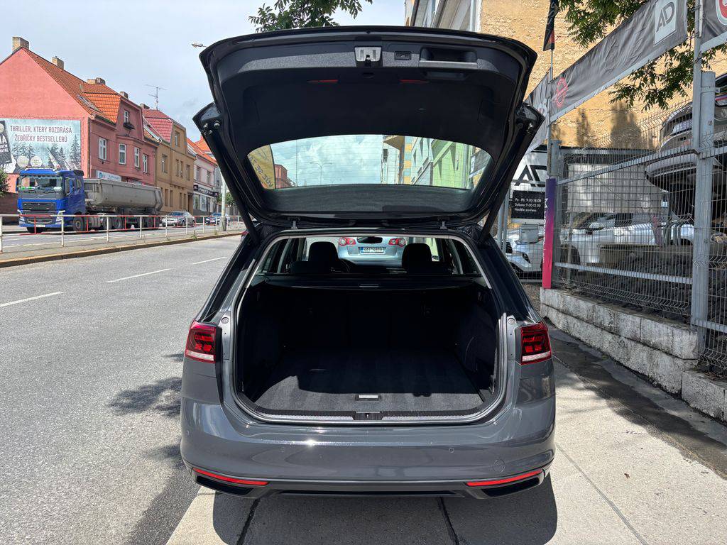 Volkswagen Passat 2.0TDI/2021/1MAJ,DPH-ZÁRUKA-AKCE