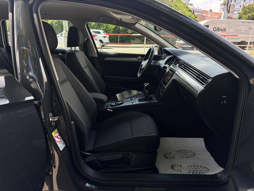 Volkswagen Passat 2.0TDI/2021/1MAJ,DPH-ZÁRUKA-AKCE